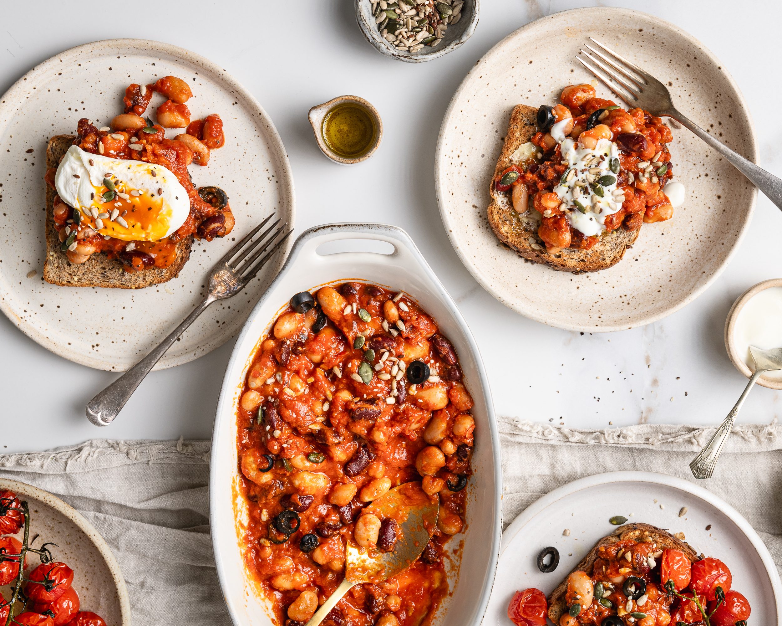 Prebiotic packed smoky baked beans | The Gut Health Doctor